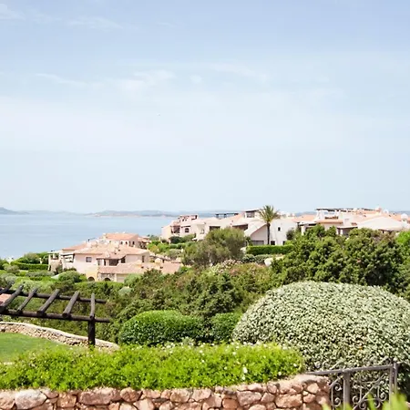 Appartamento 70 Metri-Spiaggia Privatalettini E Ombrelloni Free *